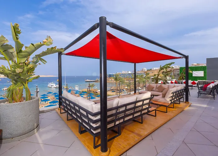 Naama Bay & Hotel Sharm el-Sheikh